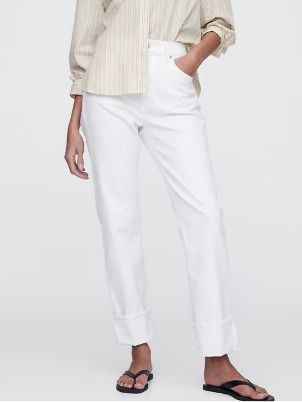 GAP High Rise Cuffed '90s Straight Leg Jean